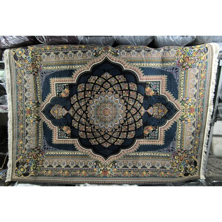 فرشینه اصفهان برند چاریسه